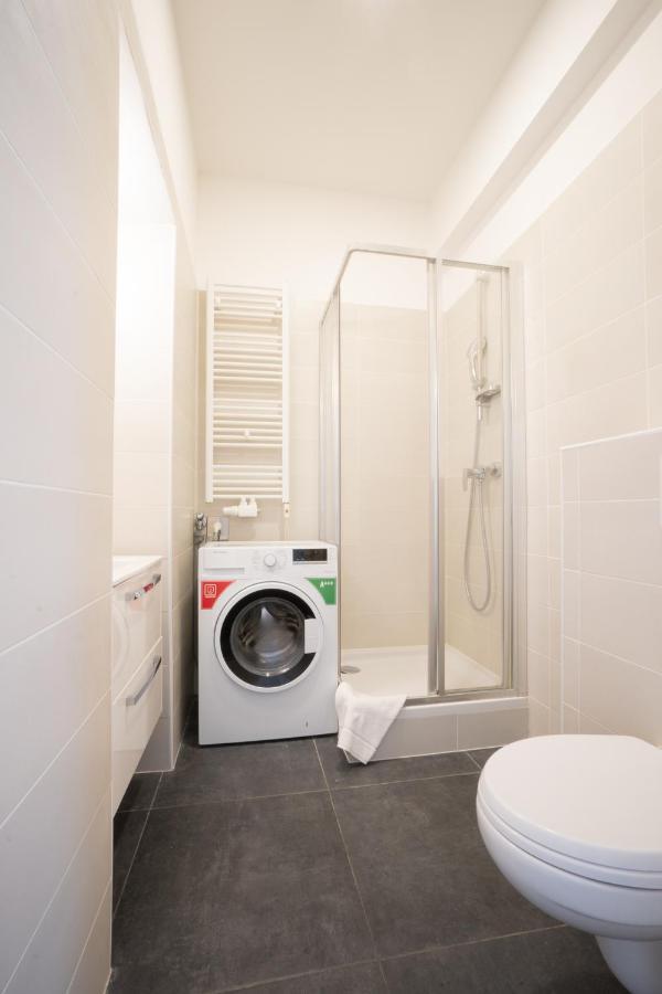 Spacious Apartment With Huge Shared Terrace And Grill Located Between City Centre And Donau River Vienne Extérieur photo